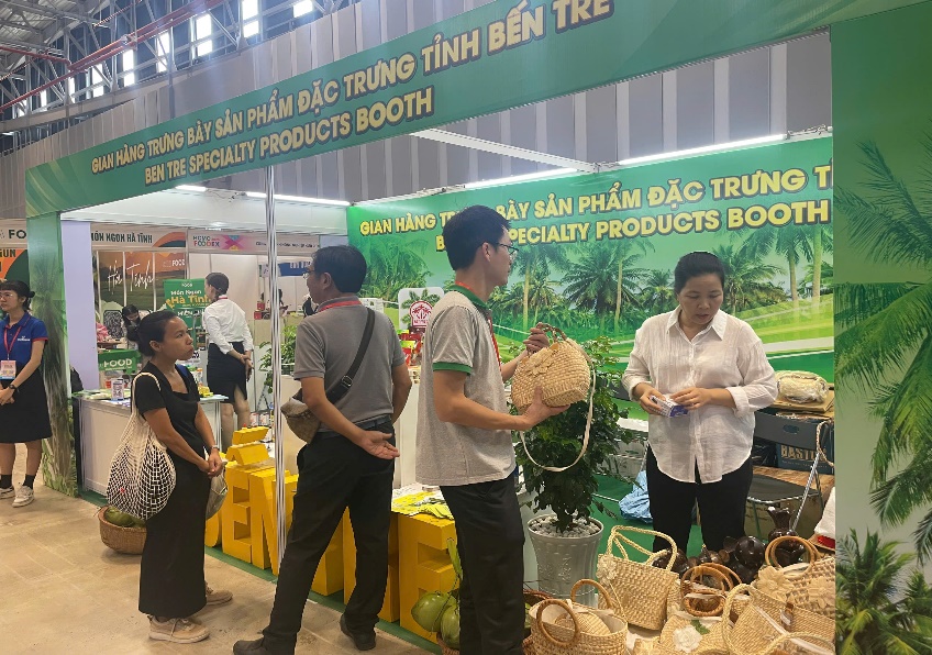 HC FOODEX.jpg