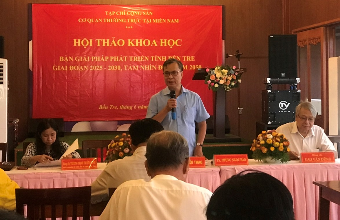 hoi thao khoa hoc (Thuy).jpg
